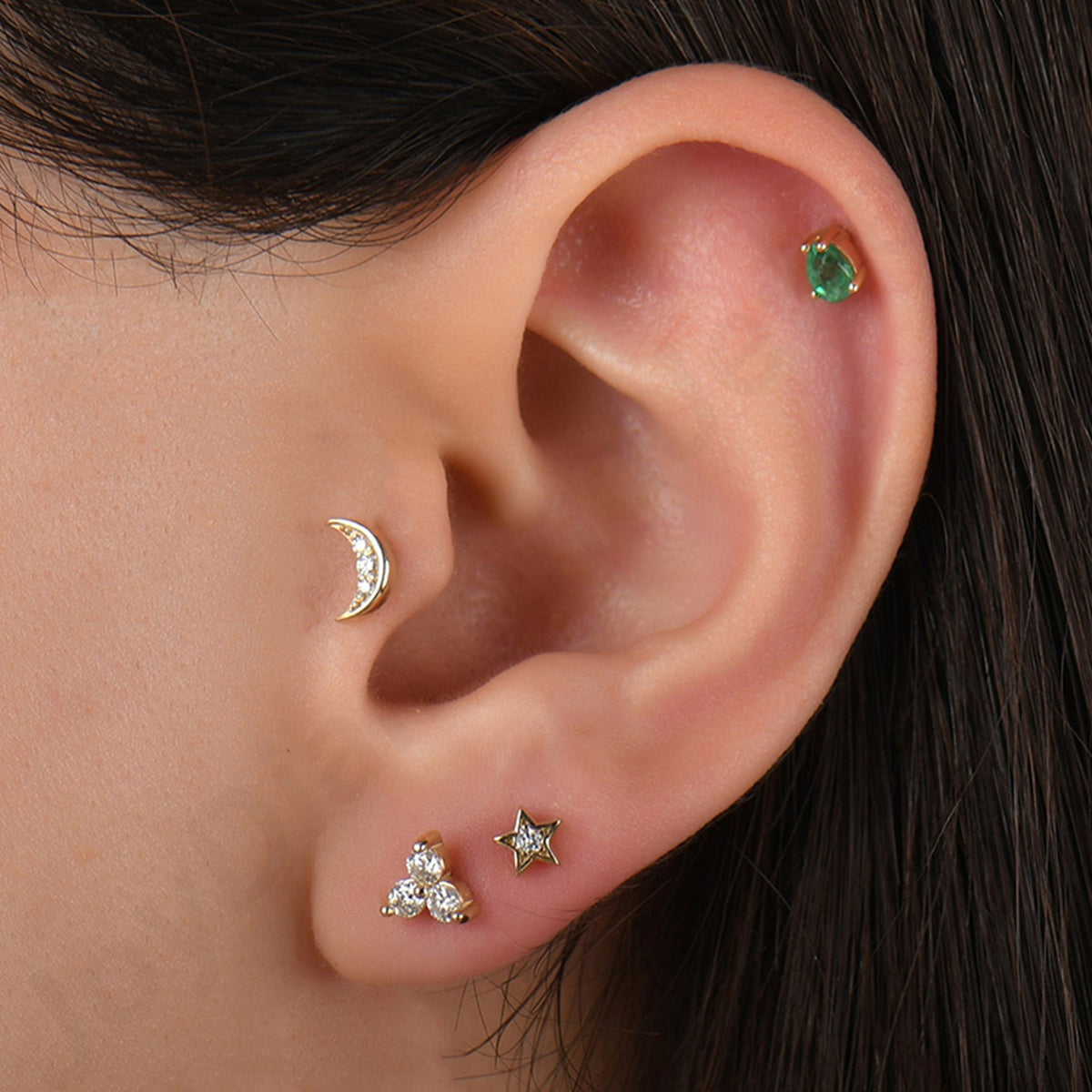 0,15 Karat Damla Zümrüt Piercing