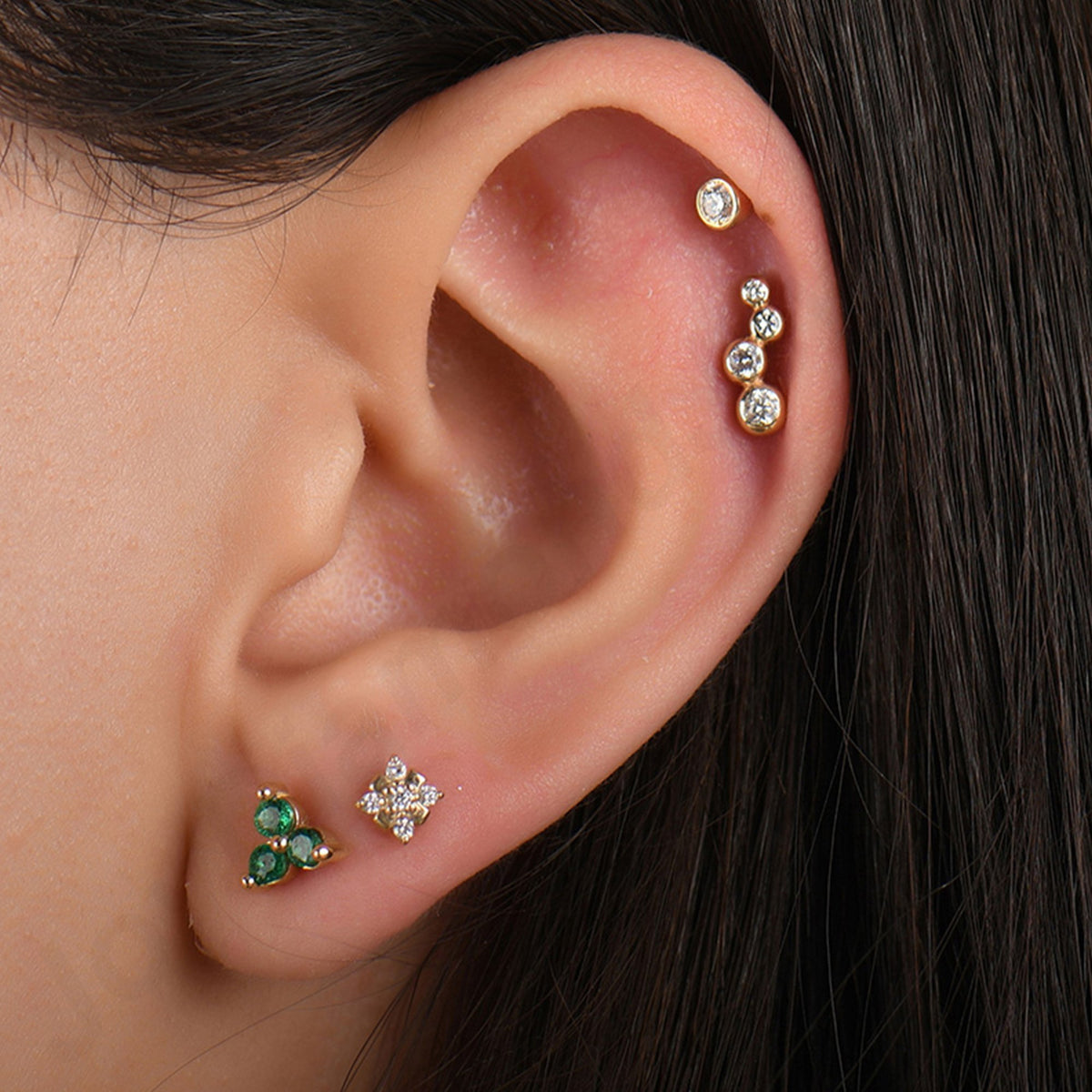 0,09 Karat Sıralı Pırlanta Piercing