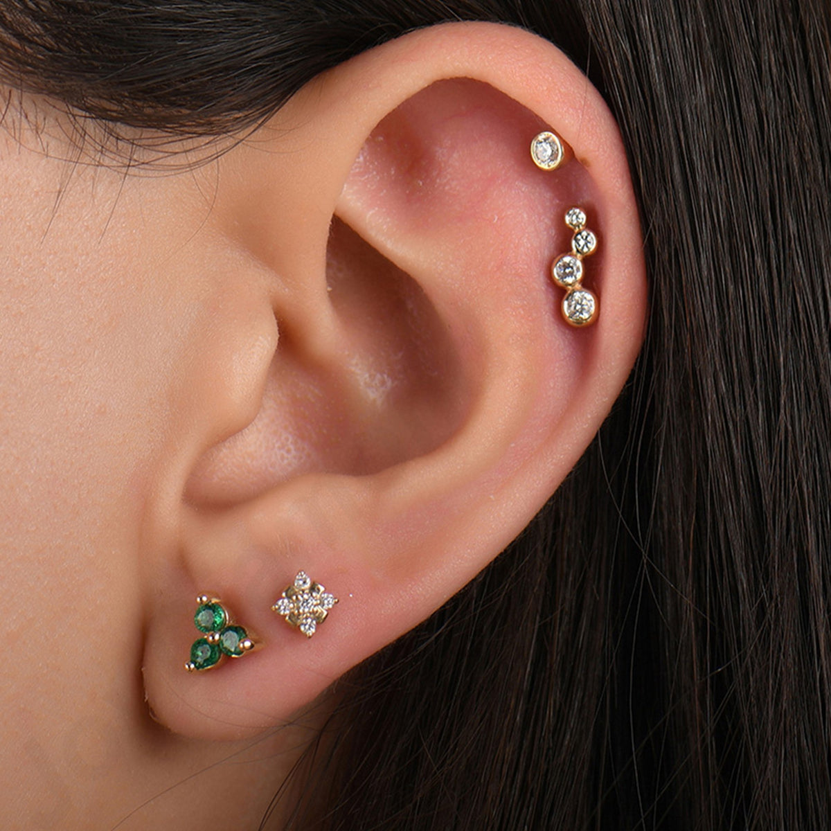 0,06 Karat Tektaş Pırlanta Piercing