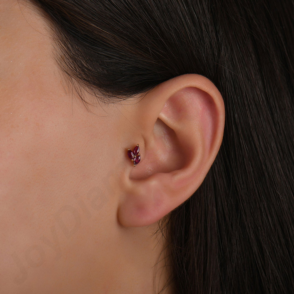 0,20 Karat Markiz Yakut Piercing