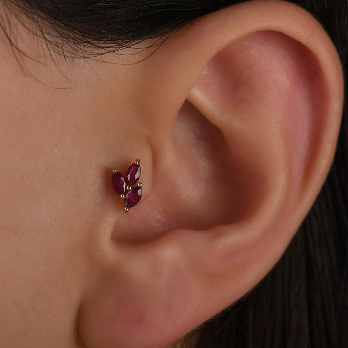 0,20 Karat Markiz Yakut Piercing