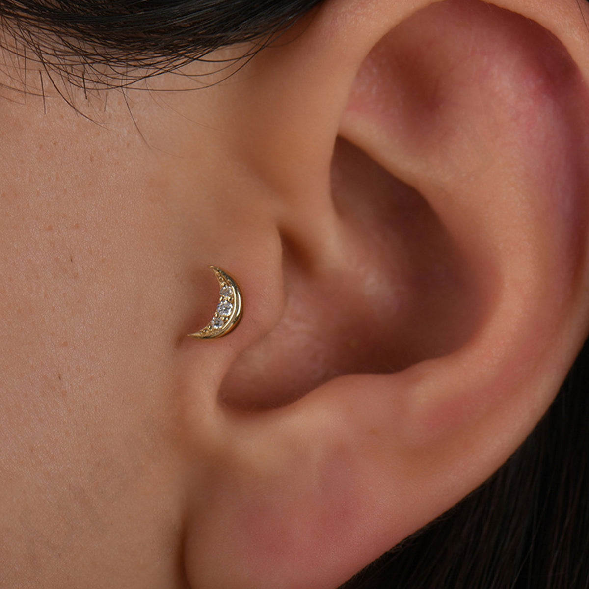 0,02 Karat Hilal Pırlanta Piercing