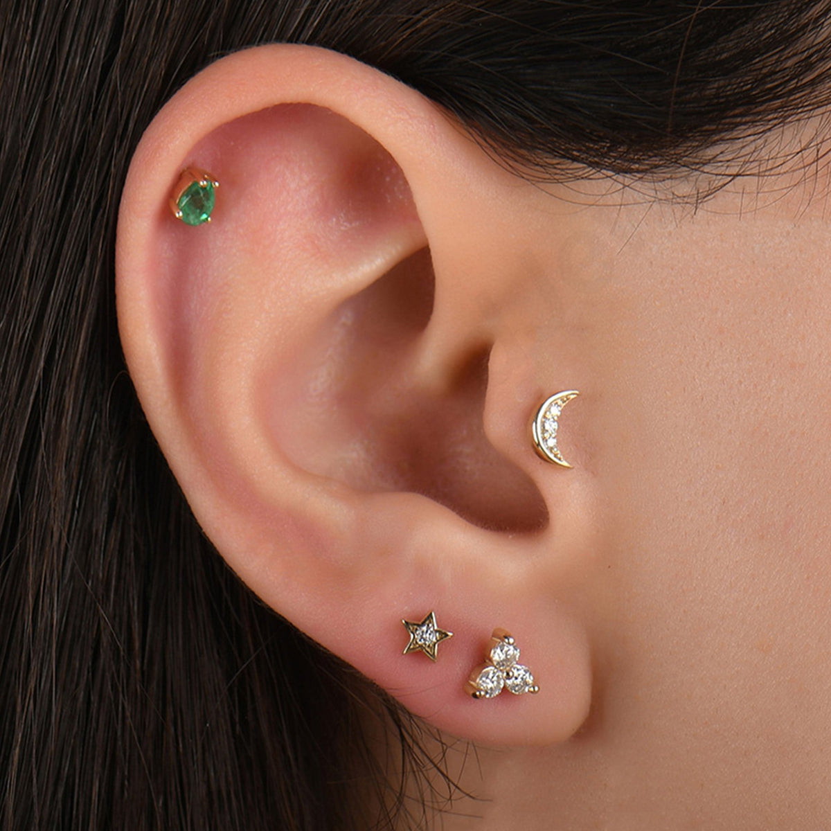 0,15 Karat Üçgen Pırlanta Piercing