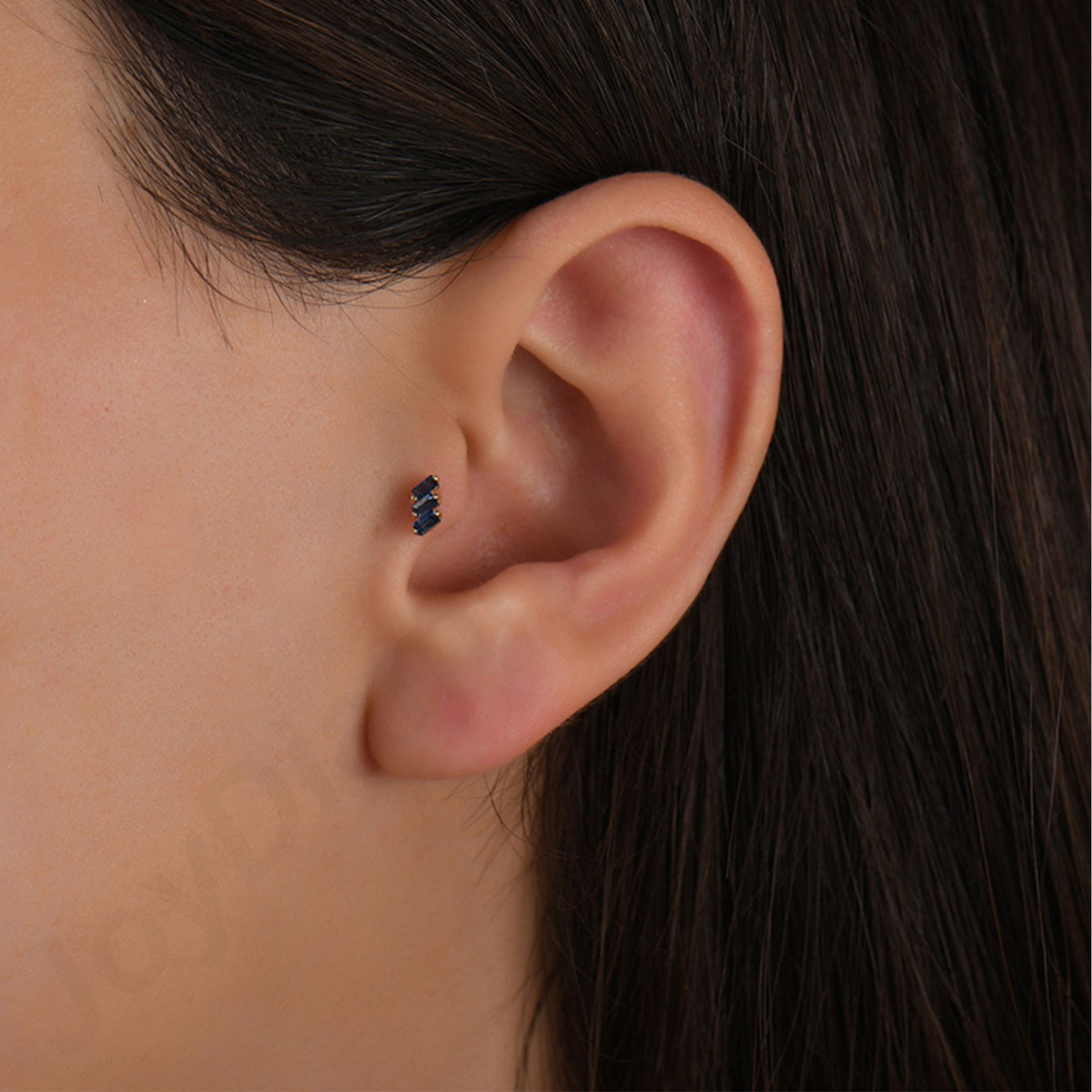 0,08 Karat Baget Safir Piercing