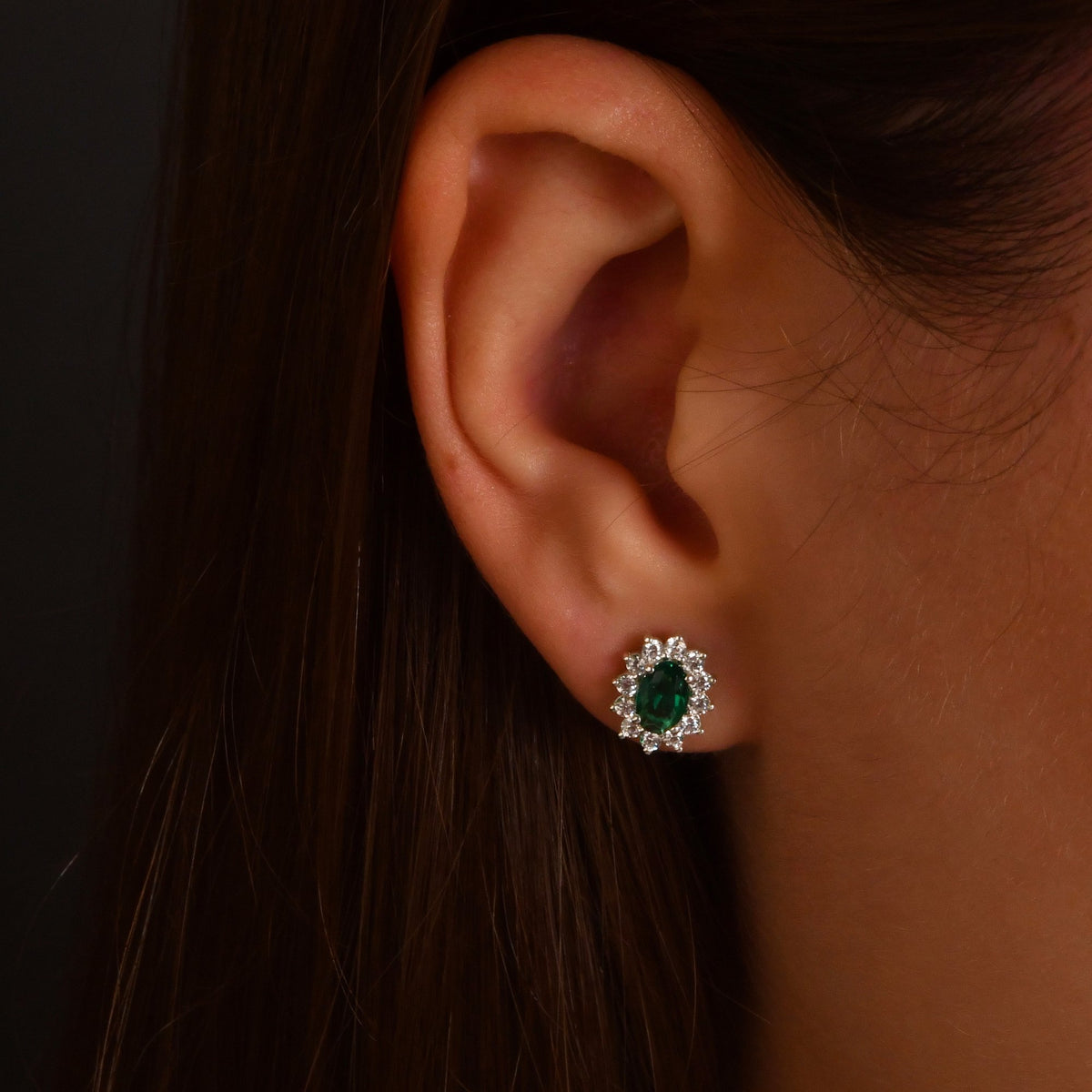 2,08 Karat Oval Zümrüt Pırlanta Küpe