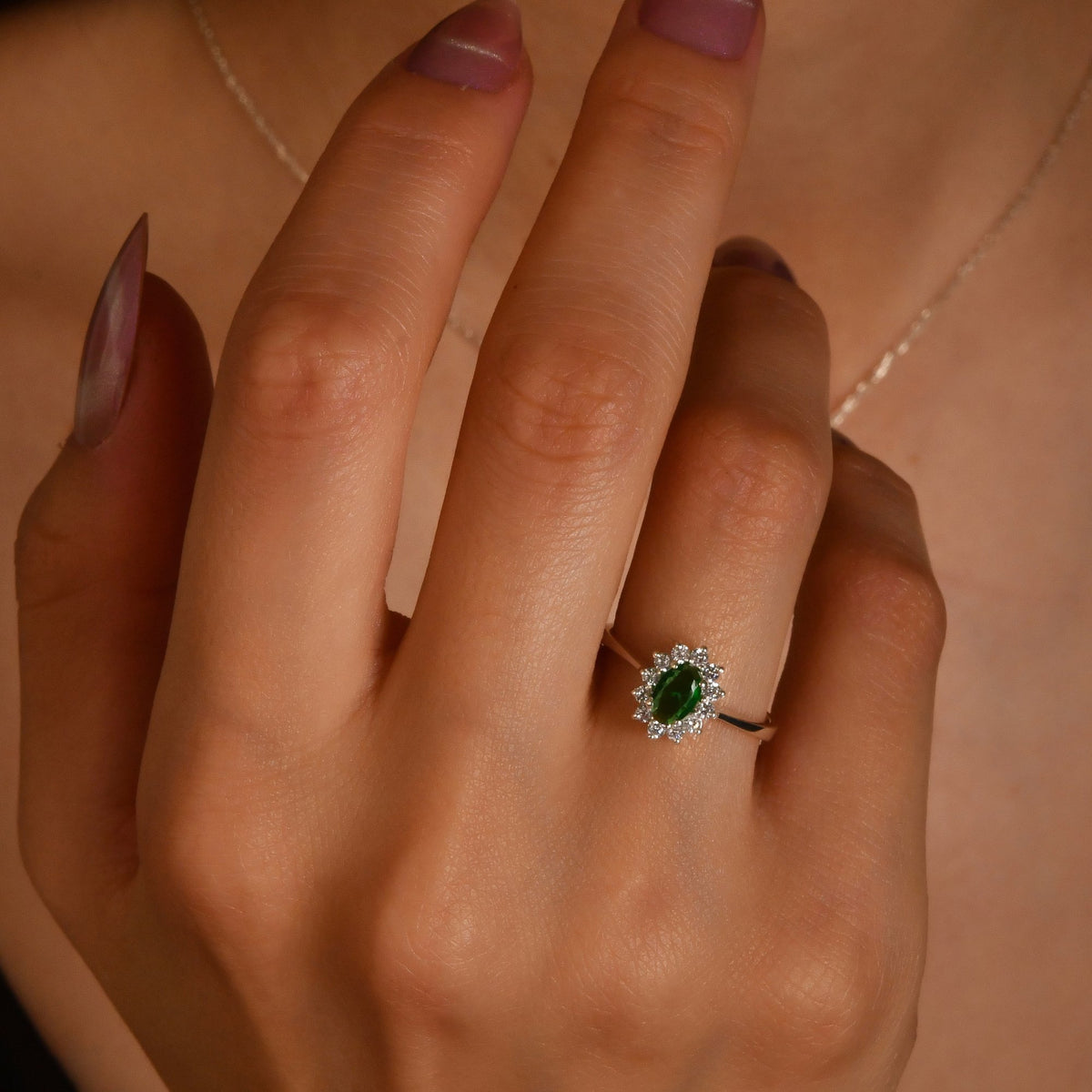 1,04 Karat Oval Safir Pırlanta Yüzük