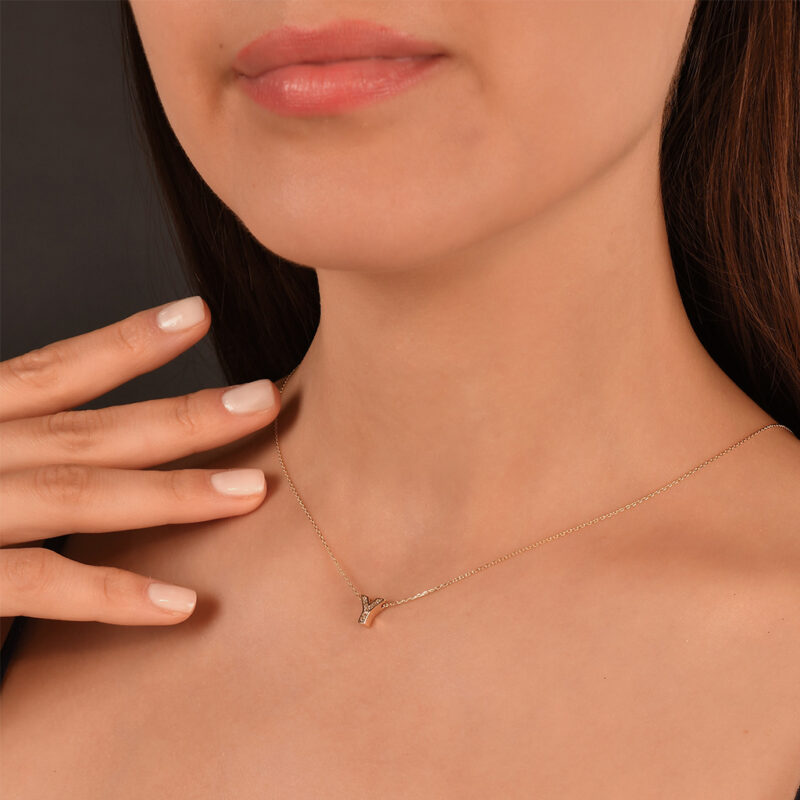 Harfli-Pırlanta-Kolye